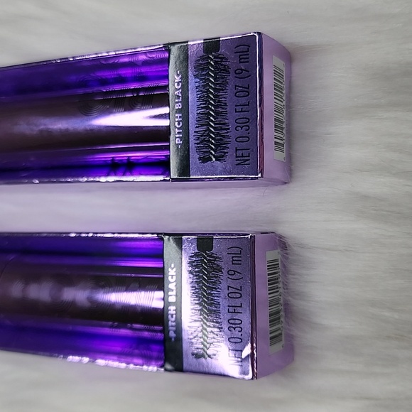 e.l.f Big Mood Mascara Mega Volume & Lifting Mascara Pitch Black 0.3 fl Oz - Picture 9 of 10